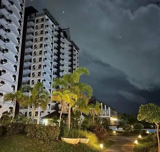 E&d Royal Oceancrest Mactan - 1br Full With Balcony And Rooftop With Panoramic View Near Airport Apartment *