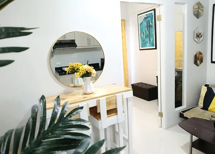 Apartment E&d Royal Oceancrest Mactan - 1br Full With Balcony And Rooftop With Panoramic View Near Airport Lapu-Lapu City