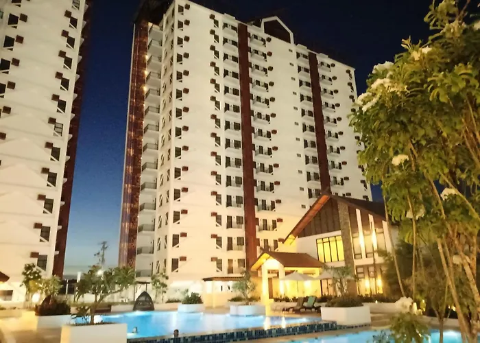 E&d Royal Oceancrest Mactan - 1br Full With Balcony And Rooftop With Panoramic View Near Airport Apartment